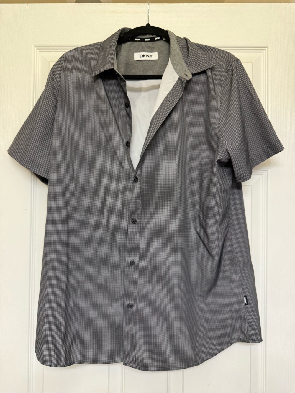 DKNY Men’s Short-Sleeve Button-Down Shirt in Grey Micro-Check